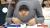 【神企画】森崎まみがおっぱいで根性ガエルしてて鼻血が止まらないんだが 30枚007