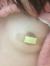 絆創膏で隠しきれていない、乳首がはみ出ているのがめちゃエロいｗｗｗ023