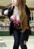 街中で胸元ザックリ開けて巨乳アピールがハンパないわｗｗｗｗ044