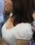 街中で胸元ザックリ開けて巨乳アピールがハンパないわｗｗｗｗ033