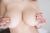 乳首をピンポイントに隠す妙技「手ブラ」！俺がその手どかそうかなｗｗｗ018