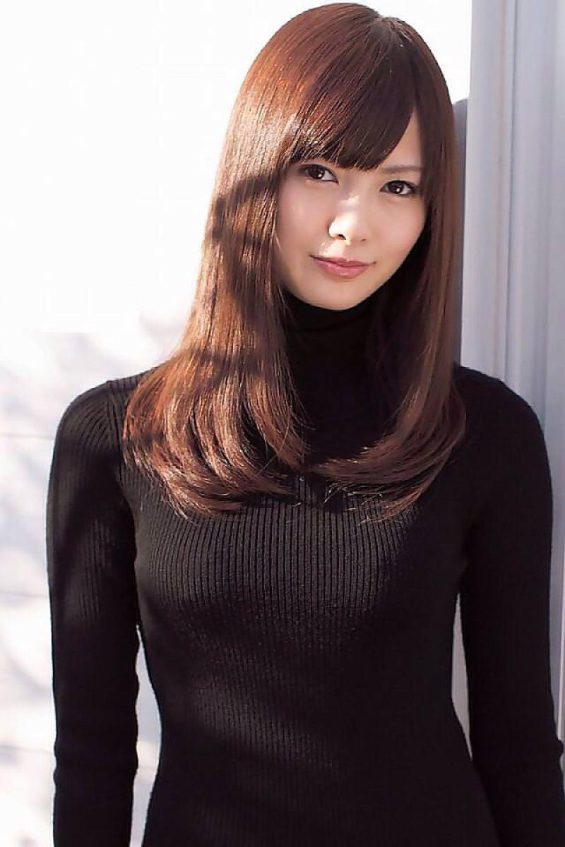 【ニット 巨乳】これほどにおっぱいを強調するエロ衣装があるだろうか？076
