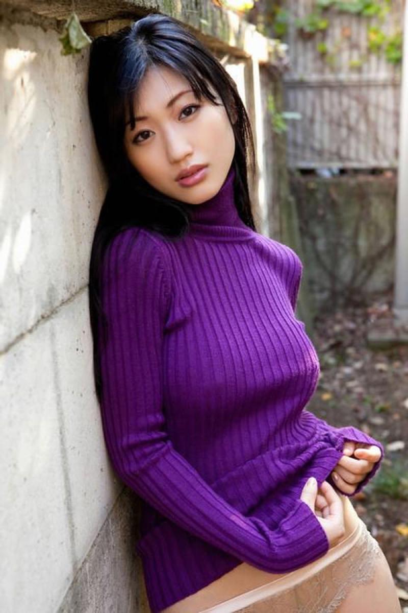 【ニット 巨乳】これほどにおっぱいを強調するエロ衣装があるだろうか？091