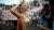おっぱい丸出しで抗議を行うトップレス抗議集団FEMEN013