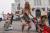 おっぱい丸出しで抗議を行うトップレス抗議集団FEMEN016