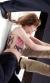 おっぱい丸出しで抗議を行うトップレス抗議集団FEMEN027
