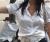 【ノーブラ】乳首が透けて見えるノーブラ女子のおっぱい画像016