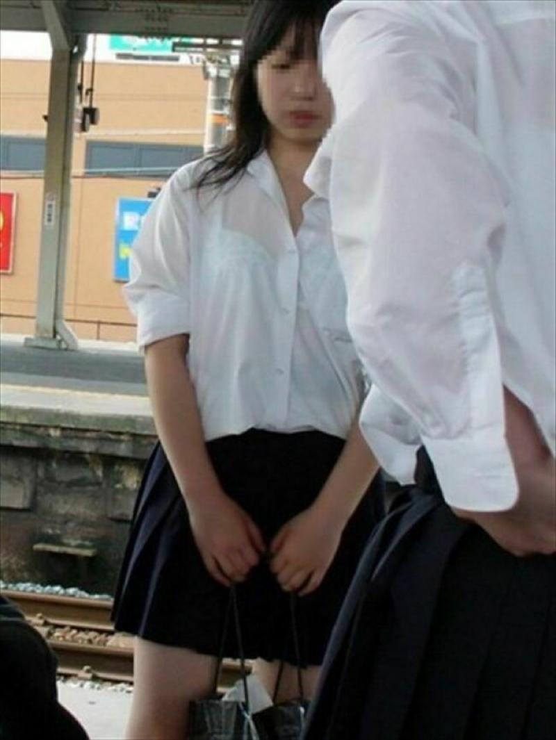 JK透けブラ画像159枚 夏服に下着が透けてる女子高生の制服盗撮集めてみた085