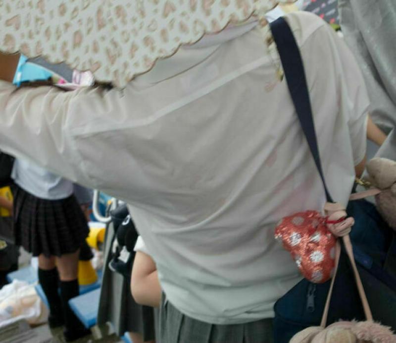 JK透けブラ画像159枚 夏服に下着が透けてる女子高生の制服盗撮集めてみた013