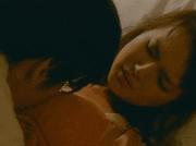 多部未華子のパイ揉みシーンが過激すぎて股間が火照る件 (GIFあり)のサムネイル画像