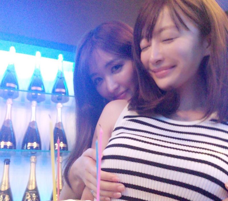 竹内渉ちゃんのおっぱいもみもみ写真がインスタに流出！画像入手したんで妄想させていただきます！のサムネイル