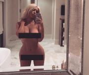 インスタで脱ぐ人急増中！？ヌードセルフィー集めてみた( •̀ㅁ•́;)のサムネイル画像