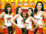 おっぱい好きに大人気のフーターズ、揺れる乳を見るためなら注文するぜ！【フーターズジャパン】のサムネイル画像