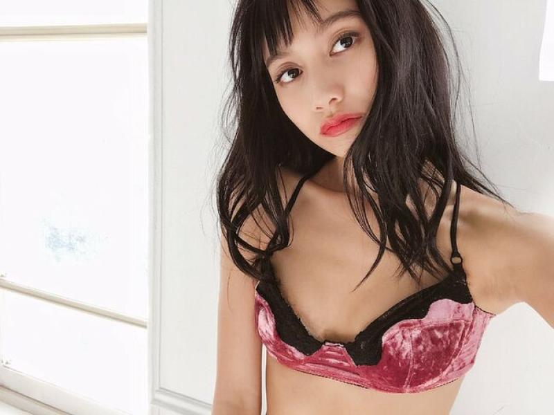 武田あやなの見事なAカップおっぱいがビキニぱかぱかなグラビア画像151枚のサムネイル