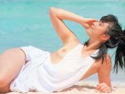 高樹沙耶のCカップおっぱい！大麻とかよりもワイは乳首をシャブりたい！！のサムネイル画像