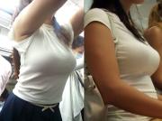 【痴漢不可避】圧倒的な質量を誇る着衣おっぱいをご覧ください(素人編)のサムネイル画像