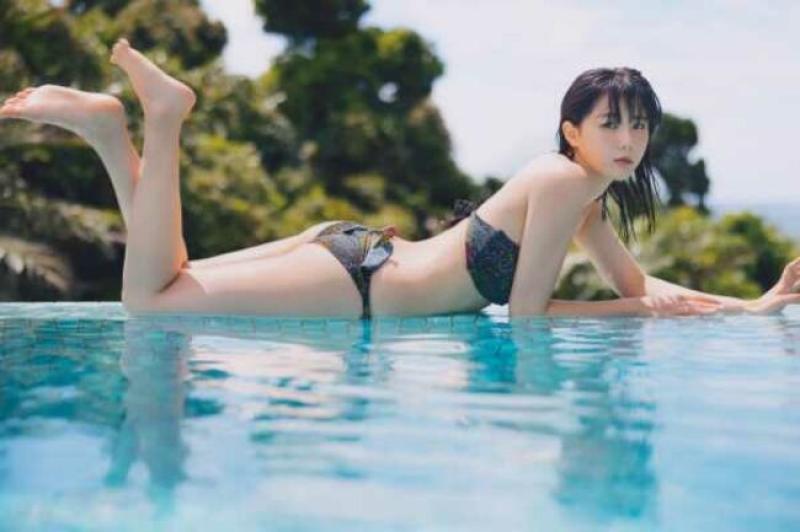 瀧野由美子エロ画像58枚 STU48メンバーのややむち美脚や初の水着グラビア集めてみたのサムネイル