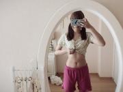 きゃりーぱみゅぱみゅのエロいくびれをご覧ください！のサムネイル画像