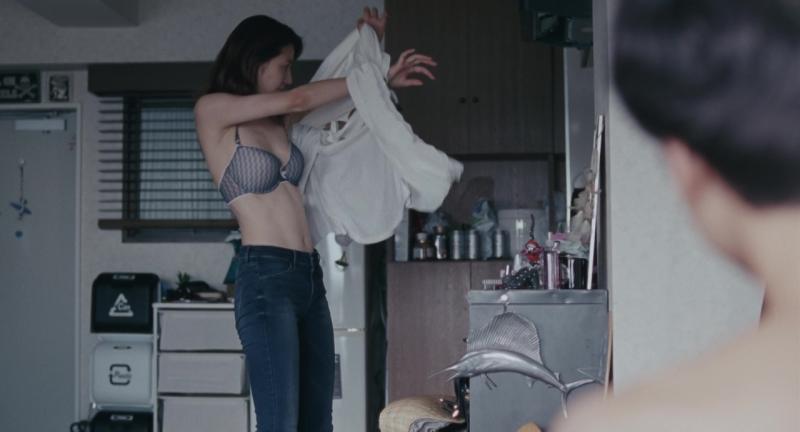 長澤まさみが映画「海街diary 」でブラジャー丸出すレアシーンのサムネイル