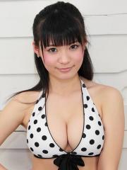 クリスマスイヴに星名美津紀(17)のオカズが２作同時発売のサムネイル画像