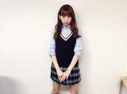 【エロ乳】AKB小嶋陽菜(27)JKコスが未だに似合うと話題にｗのサムネイル画像
