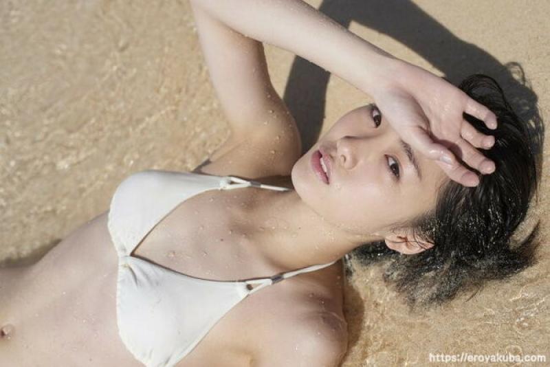 モーニング娘貧乳娘！スク水が反則級の貧乳具合！のサムネイル