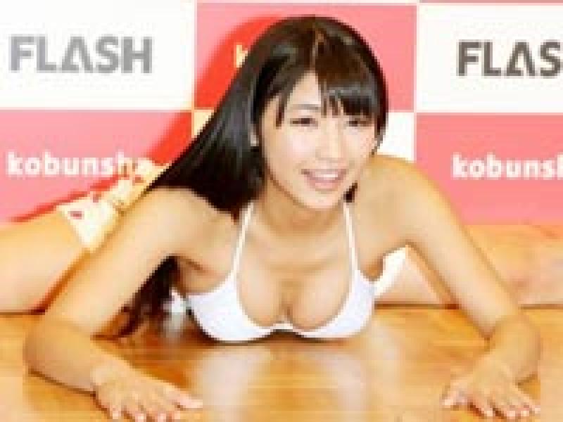ロリっ子永井里菜ちゃんの胸の谷間が気になる件のサムネイル