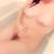 Twitterで現役JK18歳が巨乳で擬似パイズリしながら自分で揉む自撮りエロ画像020